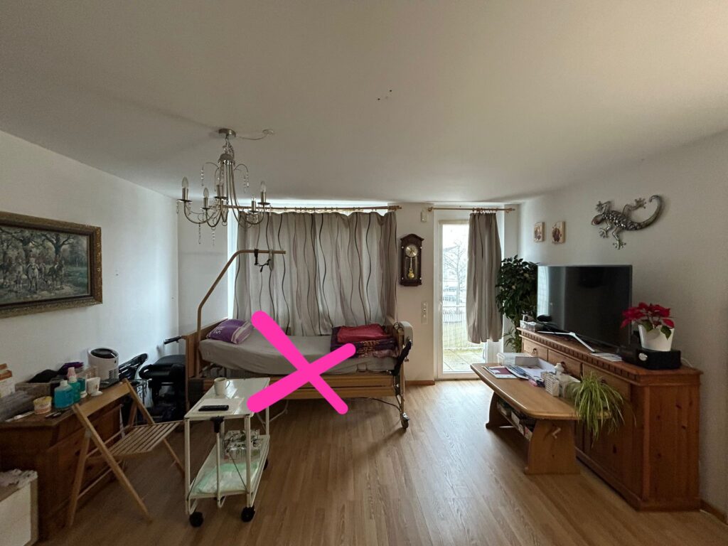 Wohnungsauflösung München Pasing Wohnzimmer vorher 