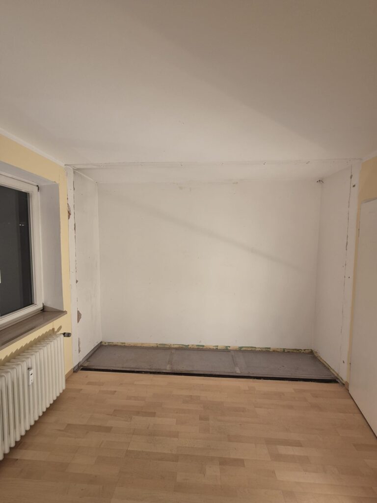 Büro raum entrümpele nachher 