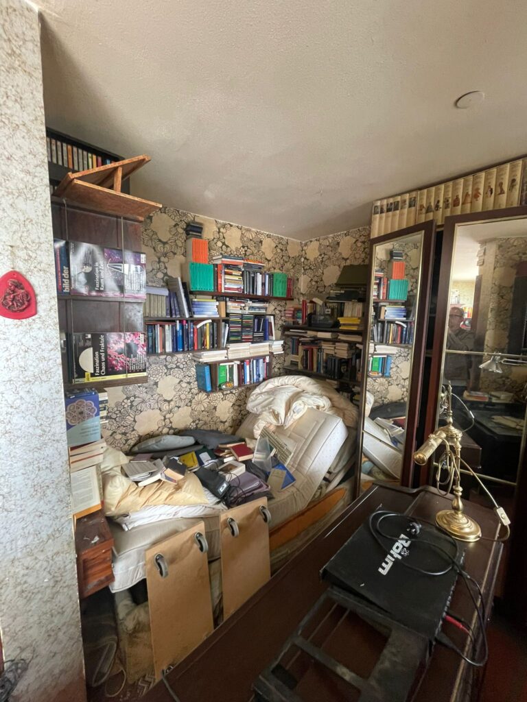 Haushaltsauflösung in München Schlafzimmer vorher  